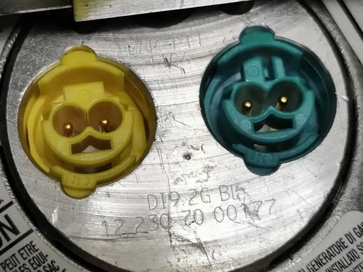 Opel Corsa D (2010 - 2014)  13366662 Подушка безопастности пассажира