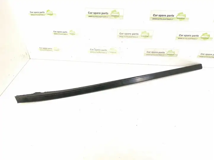 Mercedes-Benz R W251 (2005 - 2013) 2516904962 Накладка стоек лобового стекла — фото 1