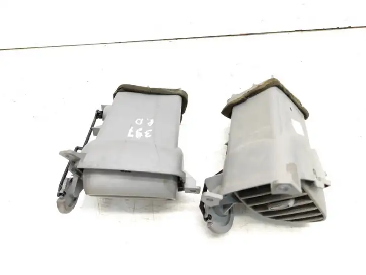 Nissan (2000 - 2006) 68761BU200 Боковой воздушный дефлектор — фото 2