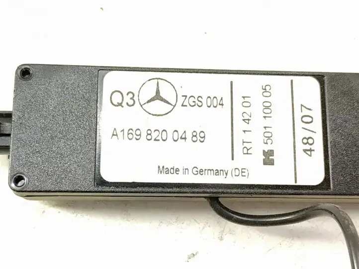 Mercedes-Benz B-class W245 (2005 - 2008) Радиоантенна — фото 2