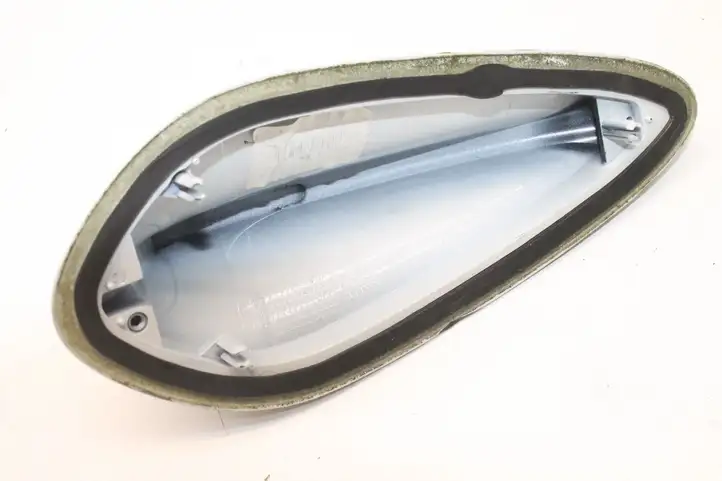 BMW 1 F20 F21 (2011 - 2019) 9252253 Крышка GPS-антенны — фото 3