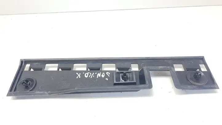 BMW 1 E81 E87 (2004 - 2011)  65998910 Обшивка порга