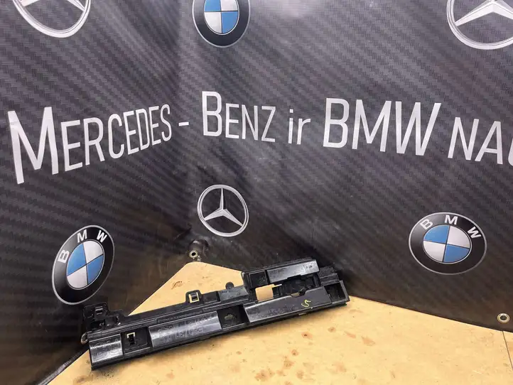 BMW 3 F30 F35 F31 (2012 - 2018) 51777256918 Обшивка порога — фото 1