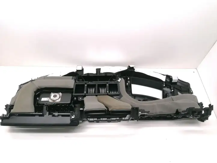 Hyundai Ioniq 5 (2021 - )  84775-GI000 Панель