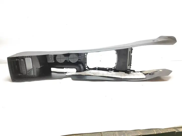Hyundai i30 (2012 - 2015) 84610A6000 Другая деталь консоли (туннеля) — фото 4