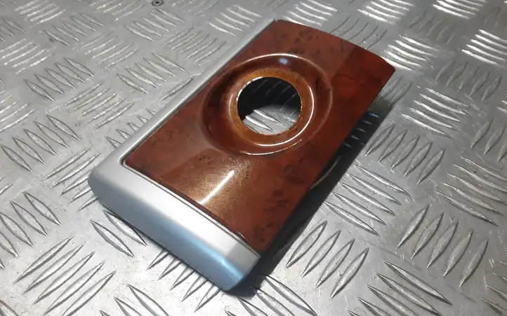 Chrysler Voyager (2007 - 2010)  1DT901AAAA Отделка внутренней панели