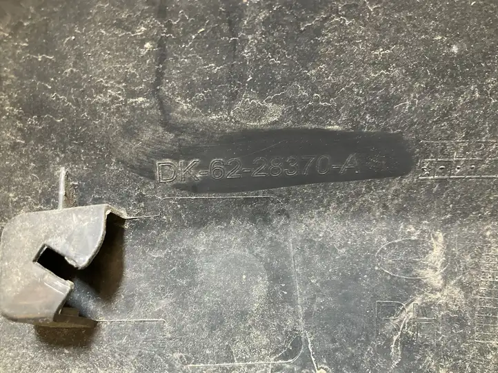 Land Rover Range Rover Sport (2013 - 2017)  DK6228370A Задняя арка