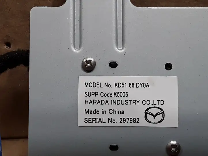 (2012 - 2015) KD5166DY0A GPS антенна — фото 3