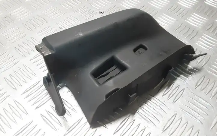Audi A6 S6 C6 4F (2004 - 2008) 4F0857792B Накладка ремня безопасности — фото 3