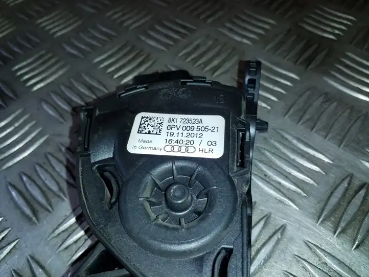 Audi A5 8T 8F (2011 - 2016) 8K1723523A Педаль акселератора — фото 3