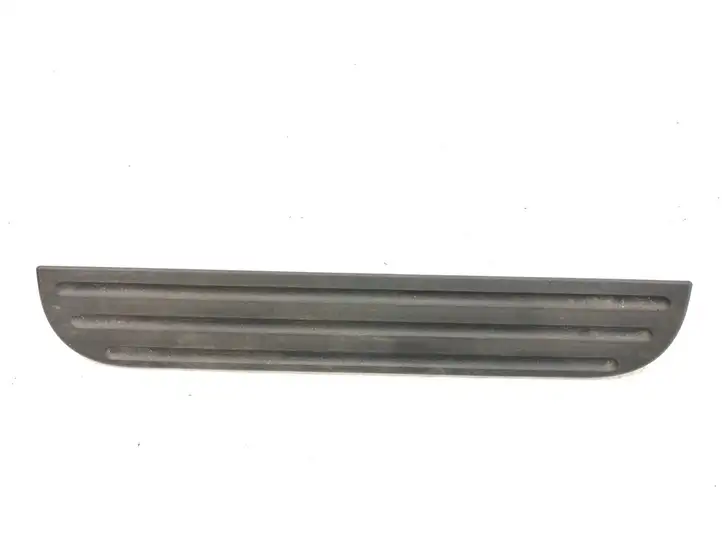 Toyota RAV 4 (XA30) (2006 - 2016) 679150R010 Внутренняя отделка заднего порога — фото 1