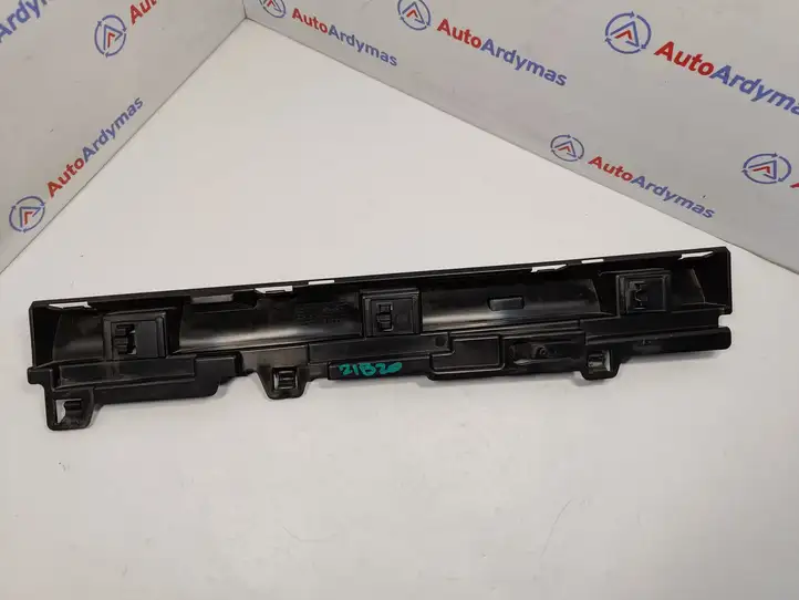 BMW 3 F30 F35 F31 (2012 - 2018) 7256916 Усилитель порога — фото 2