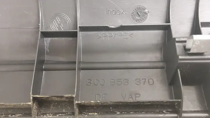 Volkswagen PASSAT B6 (2005 - 2010)  3C0853370 Другая деталь отделки порогов/ стоек