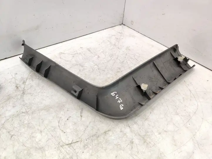 Toyota RAV 4 (XA20) (2000 - 2005) 6793742020 Прочая отделка багажника — фото 10