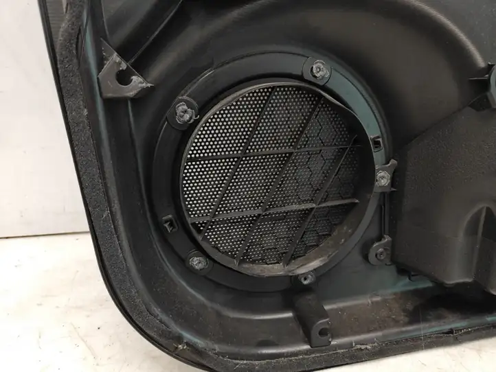 Toyota RAV 4 (XA30) (2006 - 2016)  67778X1B04 Обшивка передней двери