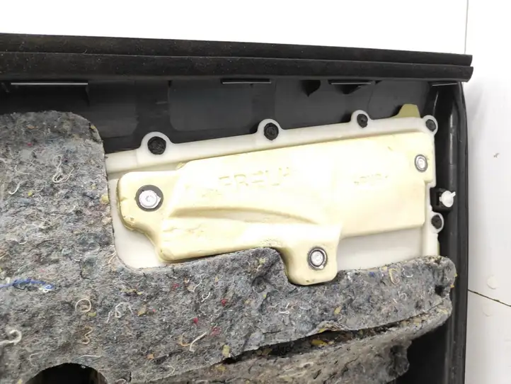 Toyota RAV 4 (XA30) (2006 - 2016)  67778X1B04 Обшивка передней двери