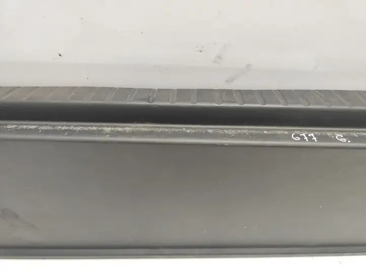 Toyota RAV 4 (XA30) (2006 - 2016) 583870R010 Отделка порога багажника — фото 3