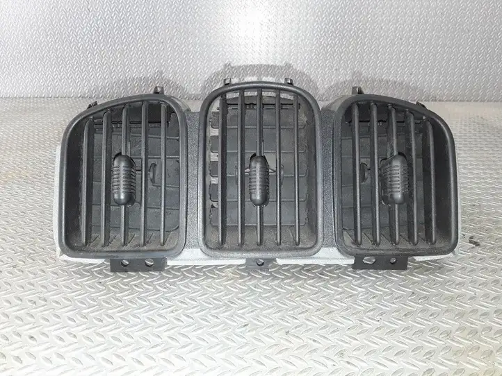 Chrysler Voyager (1996 - 2001) 05009038AA Центральный воздушный дефлектор — фото 1