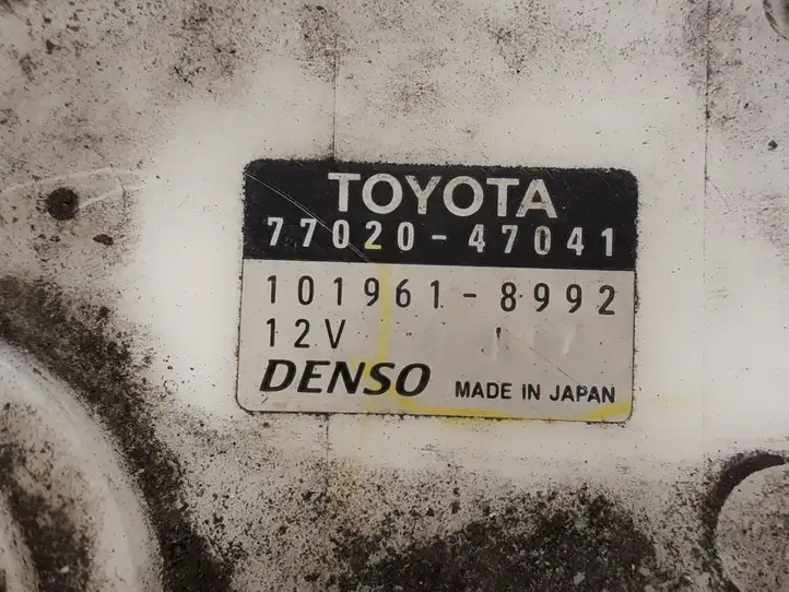 Toyota Prius (XW20) (2003 - 2009) 7702047041 Топливный насос (в баке) — фото 2