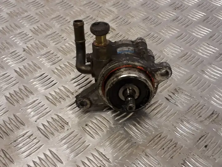 Nissan Primera (2001 - 2008) 5M321N Насос ГУР — фото 1