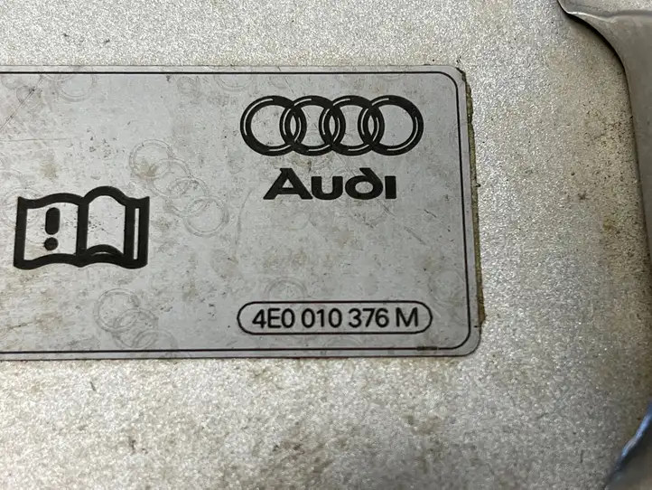 Audi A4 S4 B7 8E 8H (2004 - 2009) 4E0010376M Крышка топливного бака — фото 3