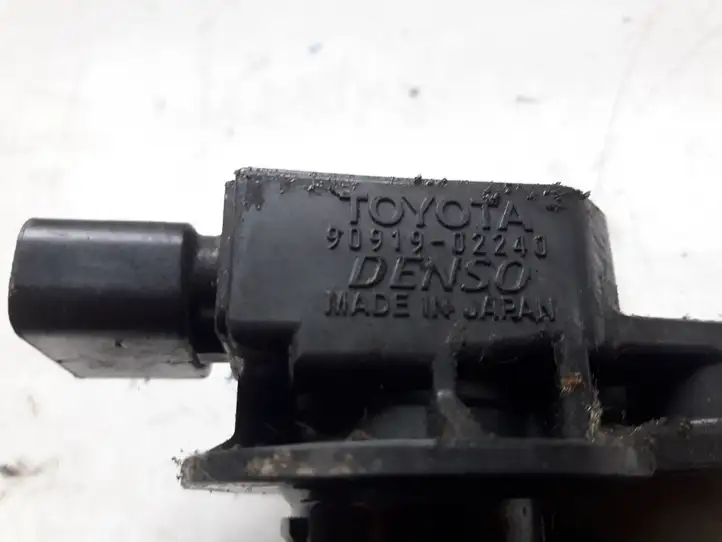 Toyota Prius (XW20) (2003 - 2009) 9091902240 Катушка зажигания — фото 2