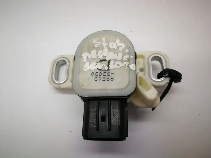 Toyota Prius (XW30) (2009 - 2015) 8951033030 Датчик ускорения — фото 1