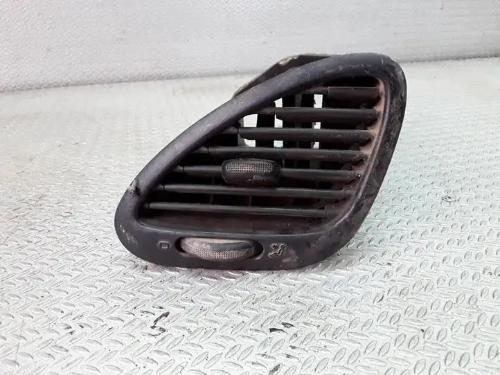 Volkswagen Sharan (2000 - 2003) 95VWA018B09 Боковой воздушный дефлектор — фото 1