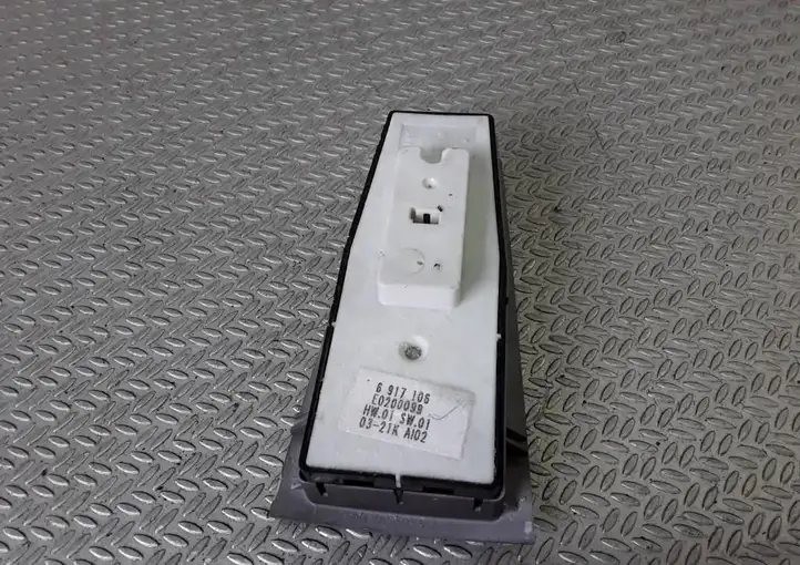 BMW 7 E65 E66 (2001 - 2008) 6917106 Кнопка стеклоподъемников — фото 3