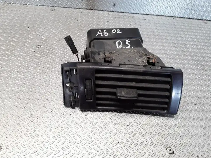Audi A6 S6 C5 4B (1997 - 2001) 4B1820902 Боковой воздушный дефлектор — фото 1