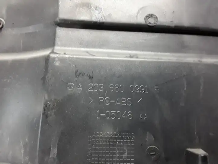 Mercedes-Benz C W203 (2000 - 2007) A2036800991 Вещевой ящик — фото 2