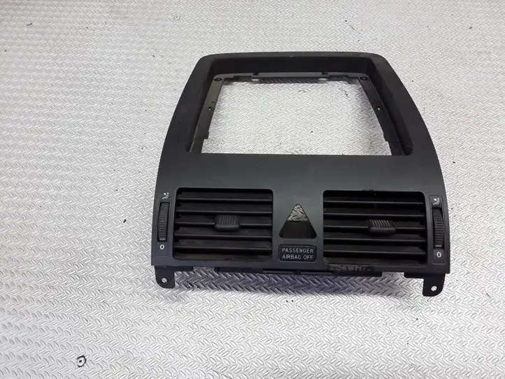 Volkswagen Touran I (2003 - 2010) 1T1819728A Центральный воздушный дефлектор — фото 1