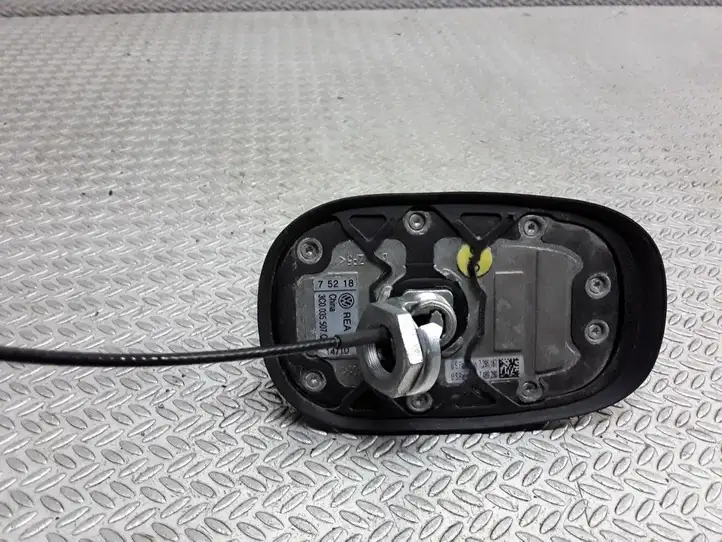 Volkswagen Jetta VI (2011 - 2018) 3C0035507Q GPS антенна — фото 2