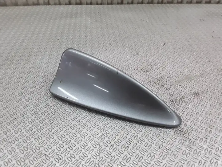 BMW 5 E60 E61 (2004 - 2010) D9207401 Крышка GPS-антенны — фото 1