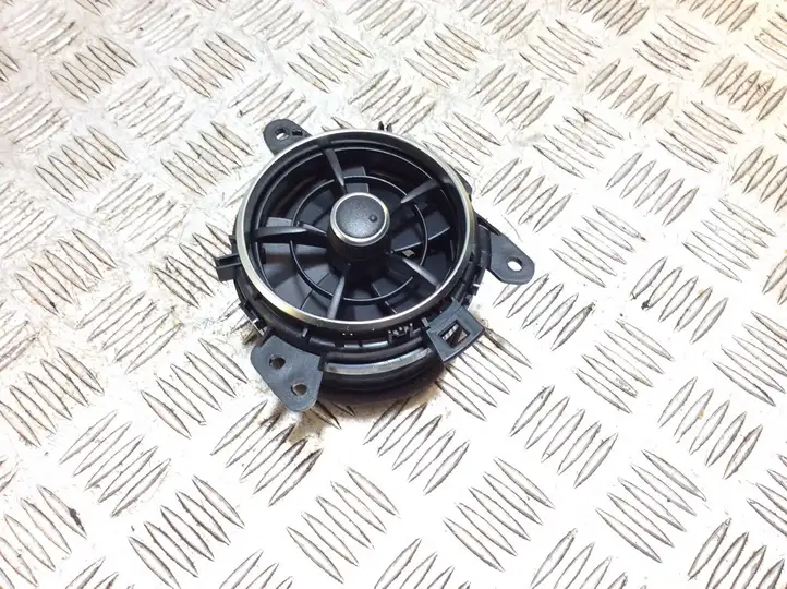 Toyota Auris E180 (2012 - 2018) 555686280 Боковой воздушный дефлектор — фото 1