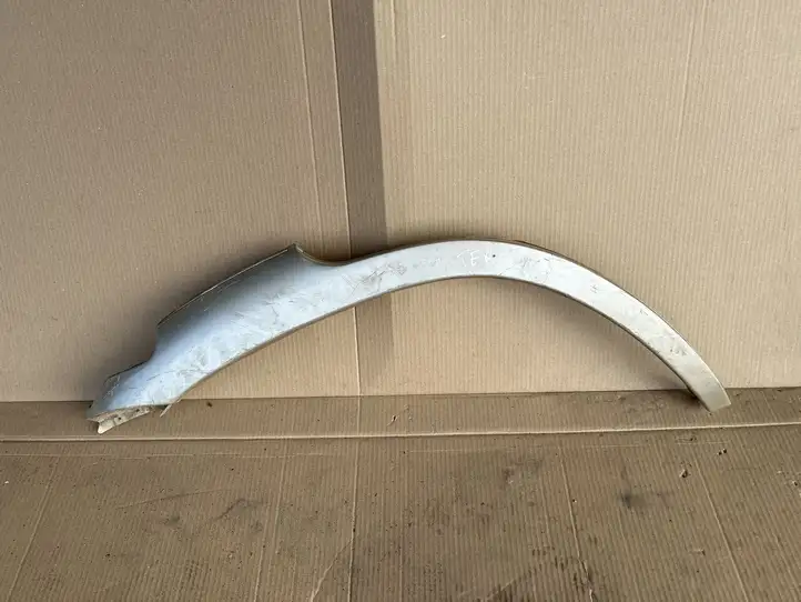 Nissan Terrano II (1992 - 2006)  938281F100 Задняя арка