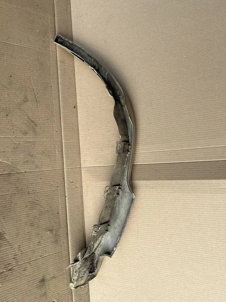 Nissan Terrano II (1992 - 2006)  938281F100 Задняя арка