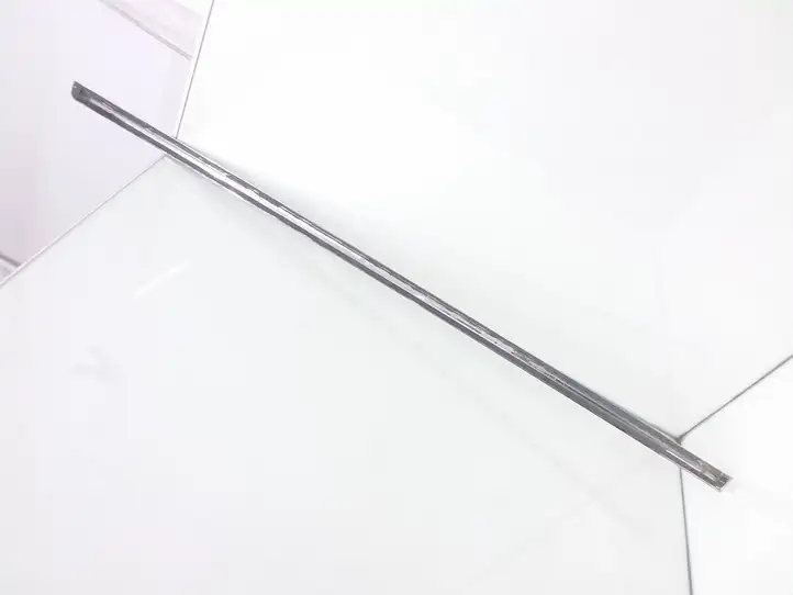 Volkswagen Transporter-Caravelle (2009 - 2015)  7E0853057 молдинг на заднем крыле