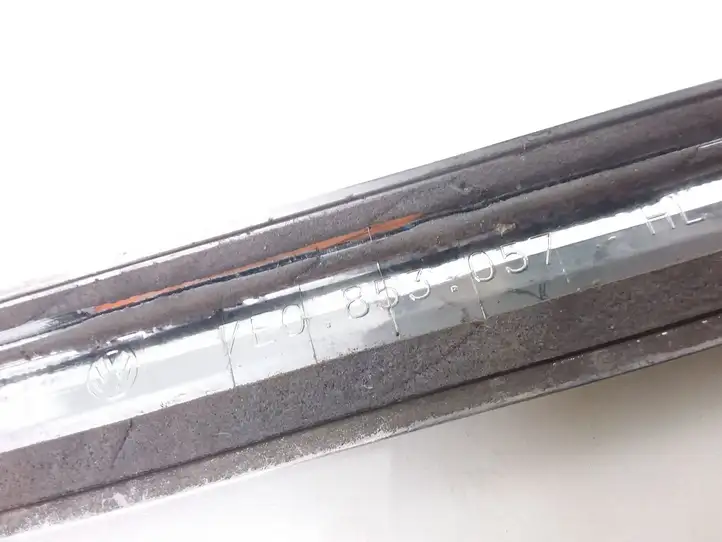 Volkswagen Transporter-Caravelle (2009 - 2015)  7E0853057 молдинг на заднем крыле