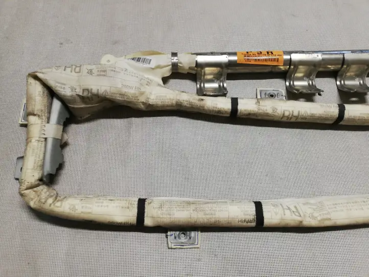 Toyota Corolla Verso AR10 (2004 - 2009) 621700F010 Боковая подушка безопасности шторка — фото 3