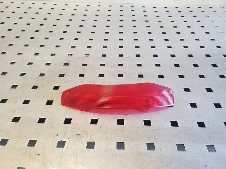 Chevrolet Captiva (2011 - 2013)   Другая деталь отделки пере́дней дверей