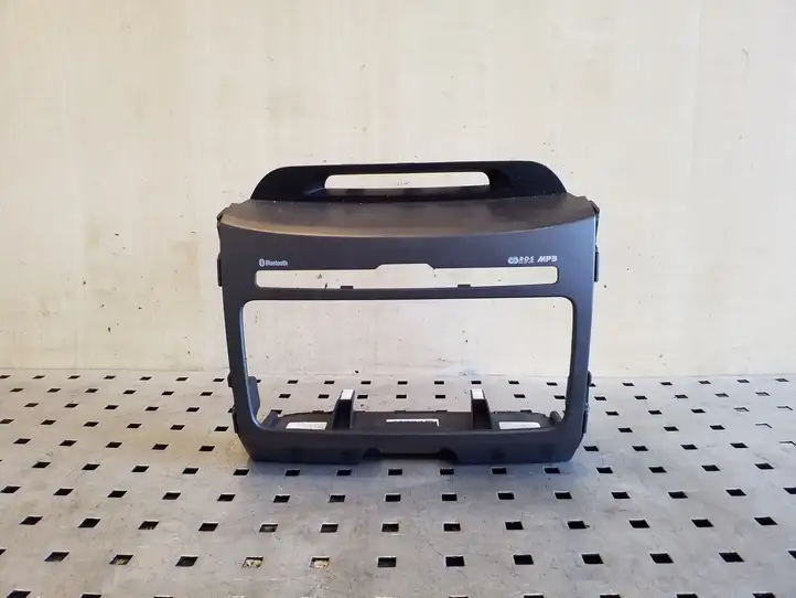     U097813810 Отделка радио/ навигации