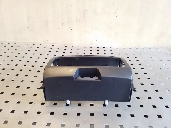     U097813810 Отделка радио/ навигации