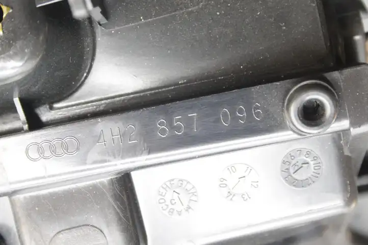 Audi A8 S8 D4 4H (2010 - 2014) 4H2857096 Вещевой ящик — фото 7