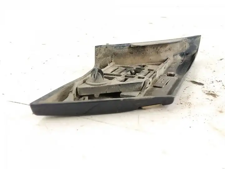 Mercedes-Benz C W203 (2000 - 2007)   молдинг на заднем крыле