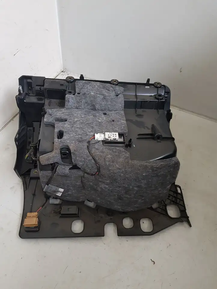 Audi A5 8T 8F (2007 - 2011) 8K1857035 Вещевой ящик — фото 4
