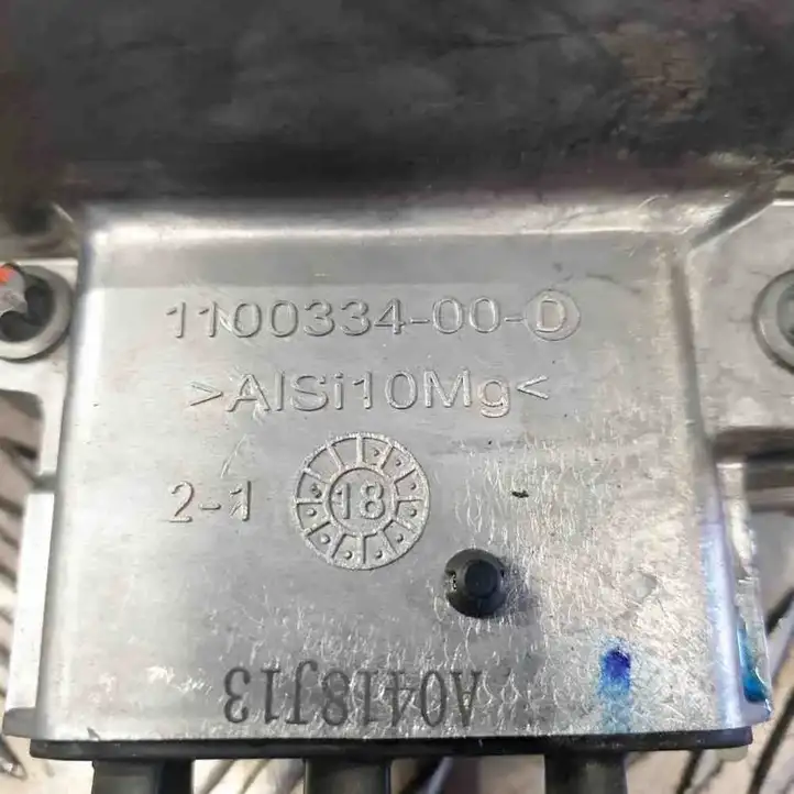 Tesla Model 3 (2017 - 2023) 111818272H Блок управления пневмоподвеской — фото 7
