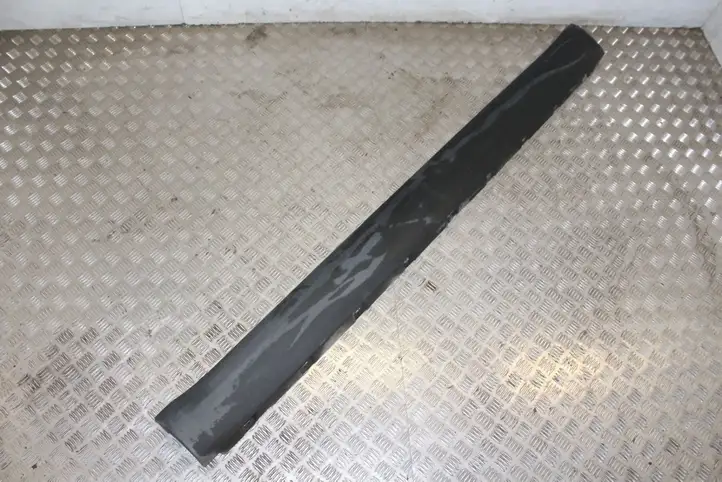 Skoda Yeti (2009 - 2012)  5L0853855A Порог