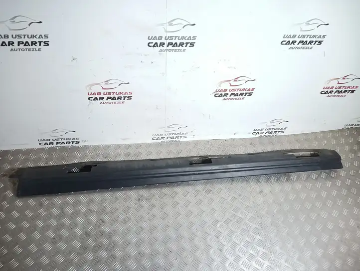 Land Rover Discovery (2004 - 2009)  DDJ000242 Порог