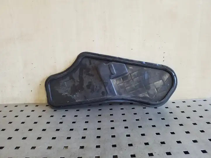 Audi Q5 SQ5 (2008 - 2012) 8R0839915B Прочая отделка задней двери — фото 2